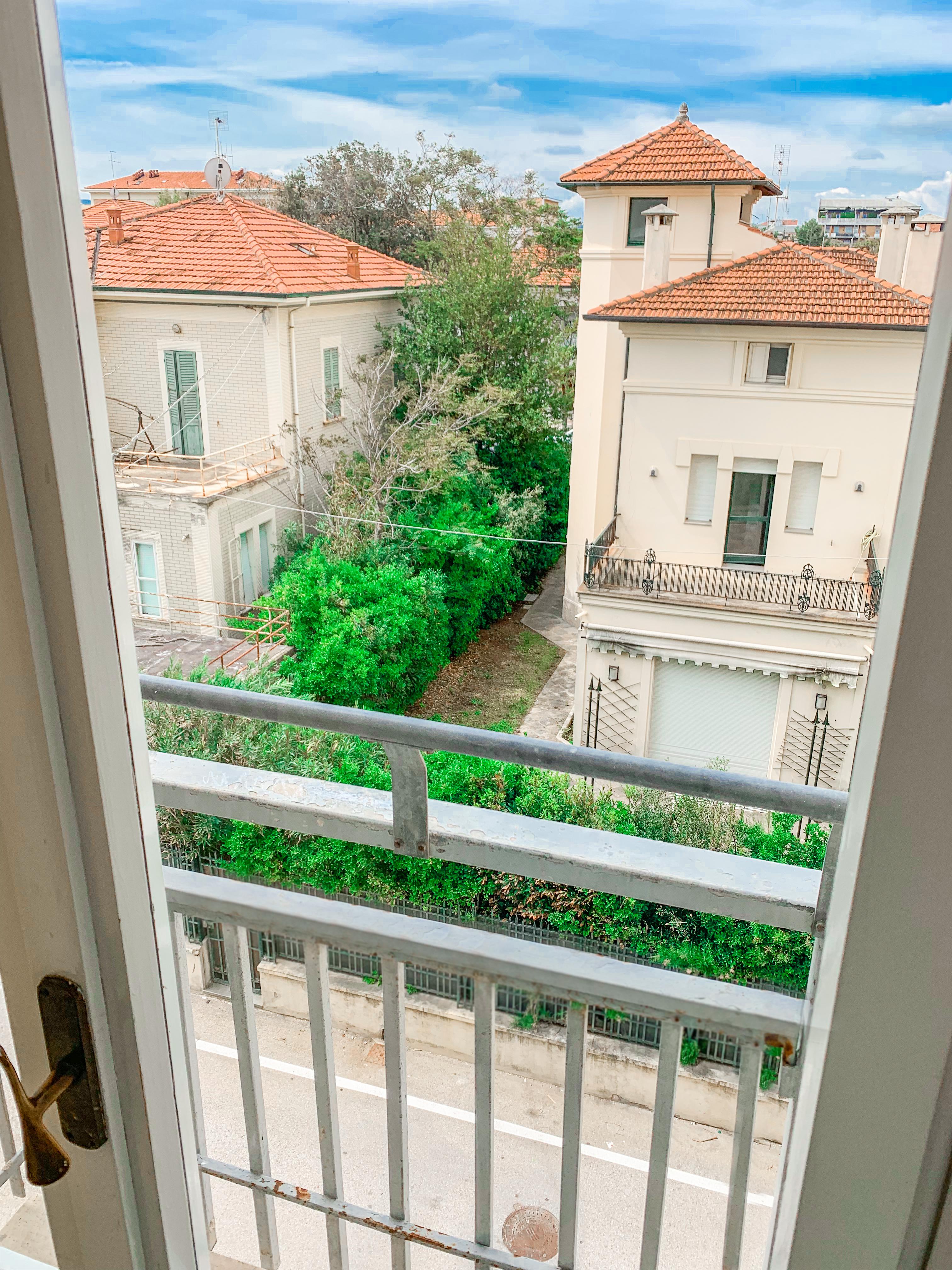 Hotel President'S Pesaro Bagian luar foto