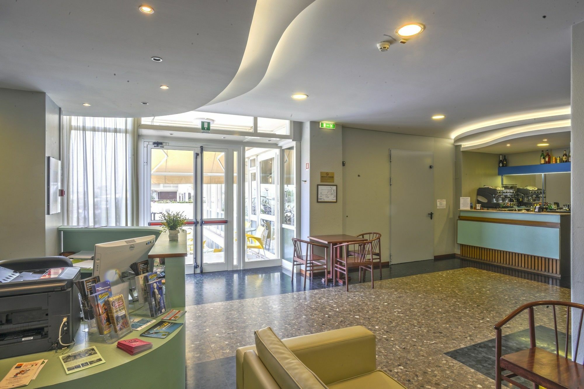 Hotel President'S Pesaro Bagian luar foto